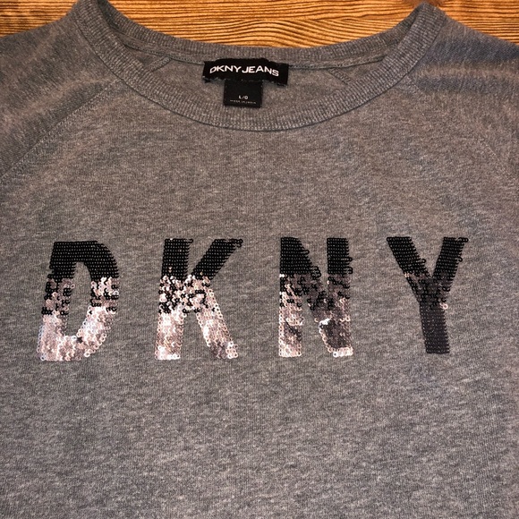 Large DKNY gray sweatshirt sequins - Picture 2 of 6